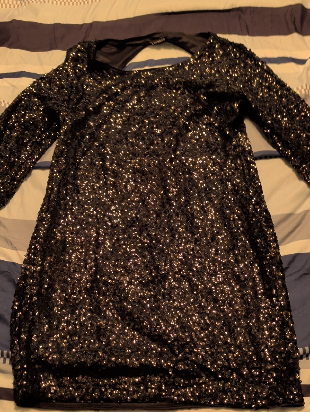 Black Sequin Mid-Sleeve Formal Dress